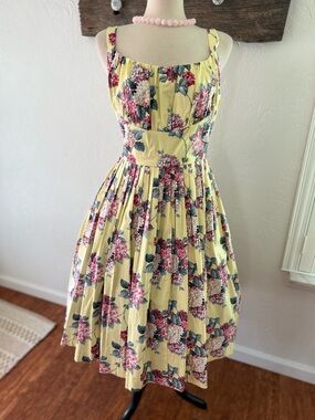 🧺 RetroSpec’d Norma Jean Pinup Dress Buttercup Blooms Swing Picnic Retro